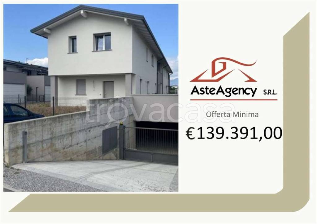 appartamento in vendita a Sulbiate