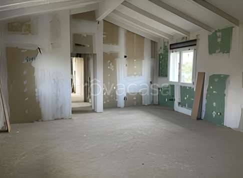 appartamento in vendita a Sulbiate