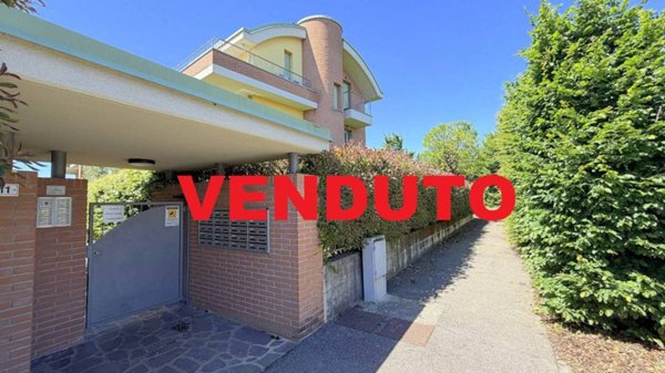appartamento in vendita a Sulbiate in zona Sulbiate Inferiore
