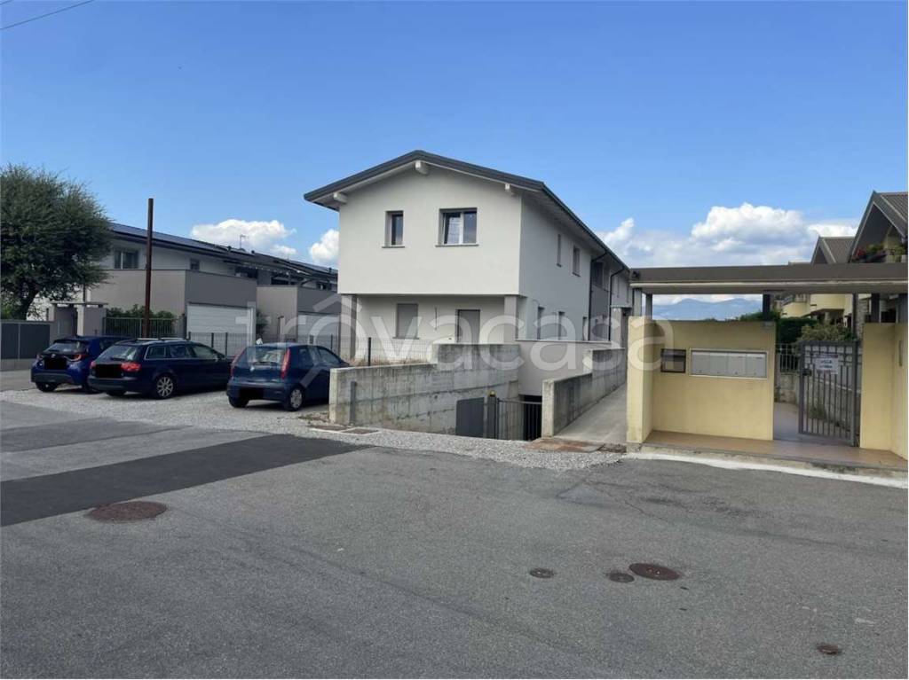 terreno edificabile in vendita a Sulbiate in zona Cascina Cà