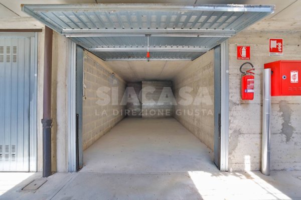 box auto in vendita a Sulbiate in zona Sulbiate Inferiore