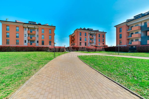 appartamento in vendita a Sulbiate in zona Sulbiate Inferiore