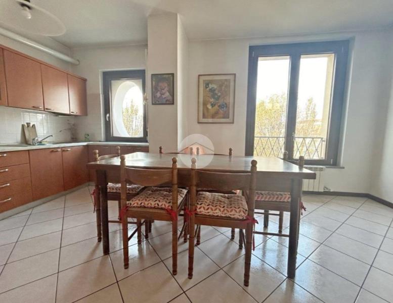 appartamento in vendita a Triuggio in zona Tregasio