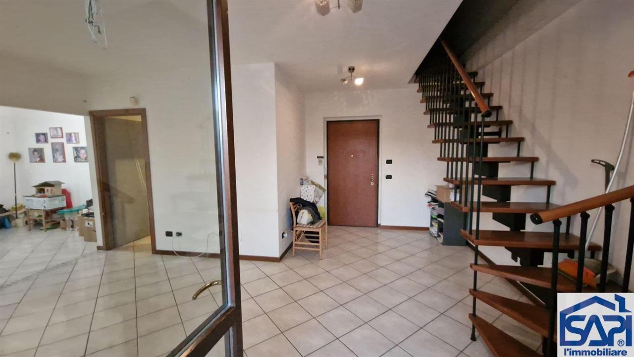 appartamento in vendita a Triuggio