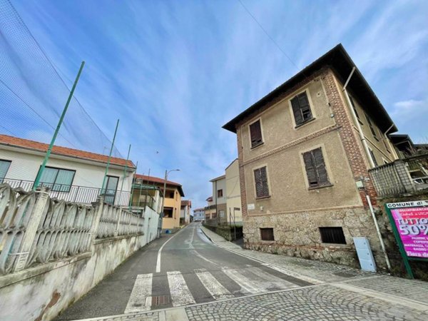 casa indipendente in vendita a Triuggio