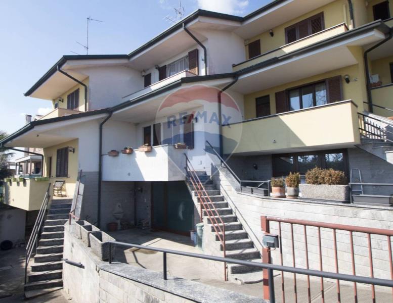casa indipendente in vendita a Triuggio