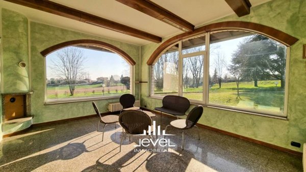 casa indipendente in vendita a Triuggio