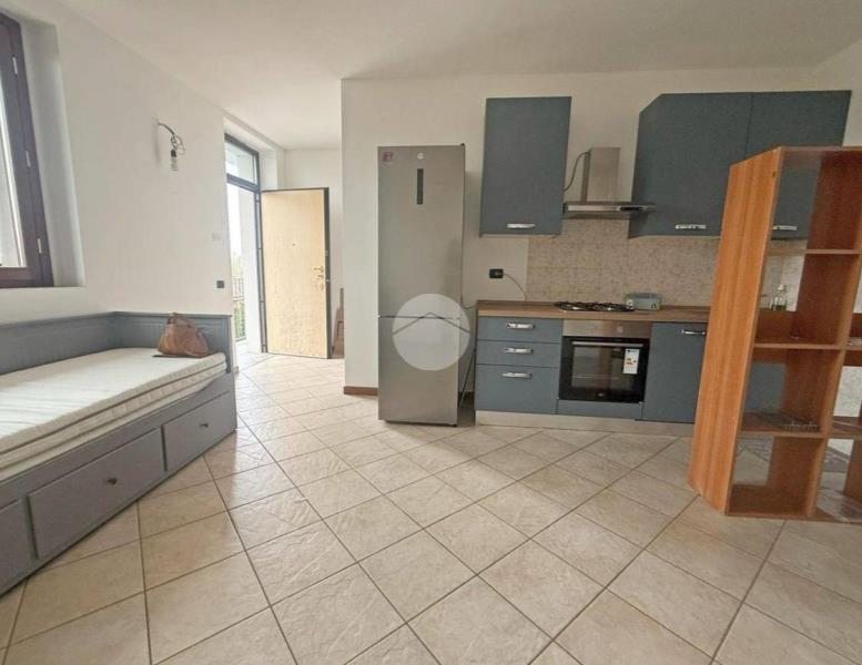 appartamento in vendita a Triuggio in zona Canonica Lambro