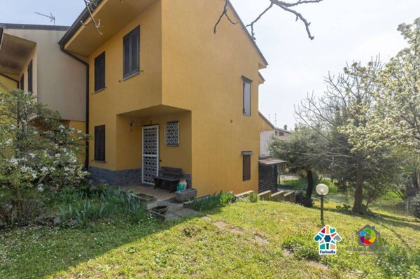 casa indipendente in vendita a Triuggio