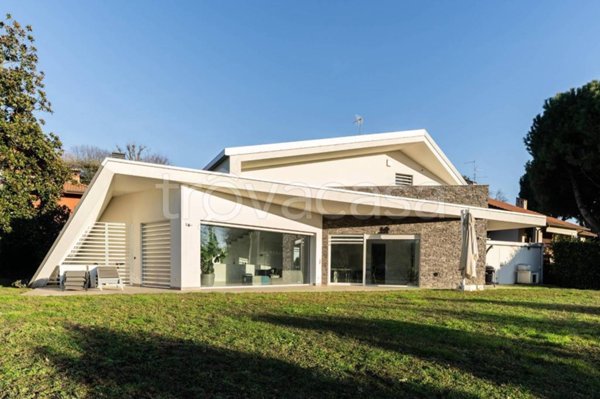 casa indipendente in vendita a Triuggio in zona Montemerlo