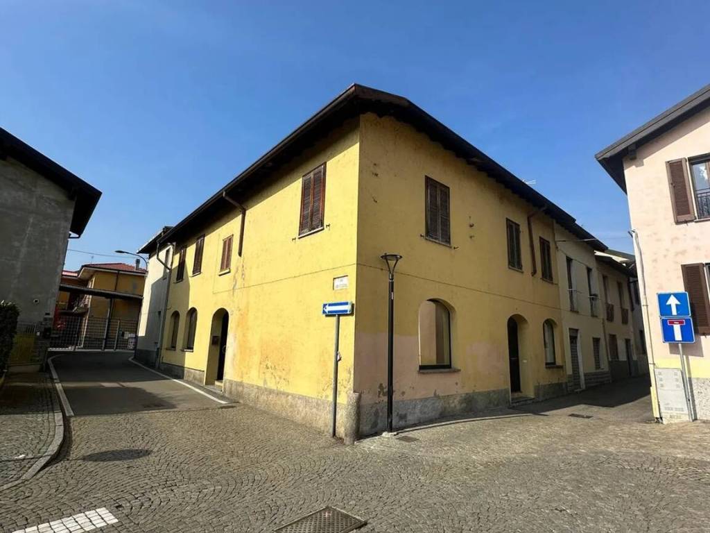 ufficio in vendita a Triuggio