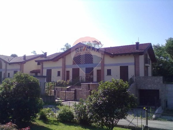 casa indipendente in vendita a Triuggio