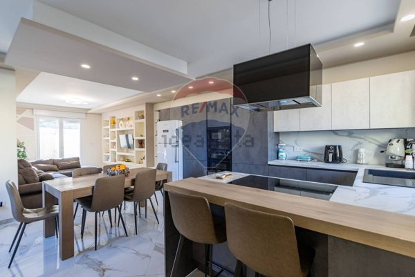 casa indipendente in vendita a Triuggio in zona Tregasio