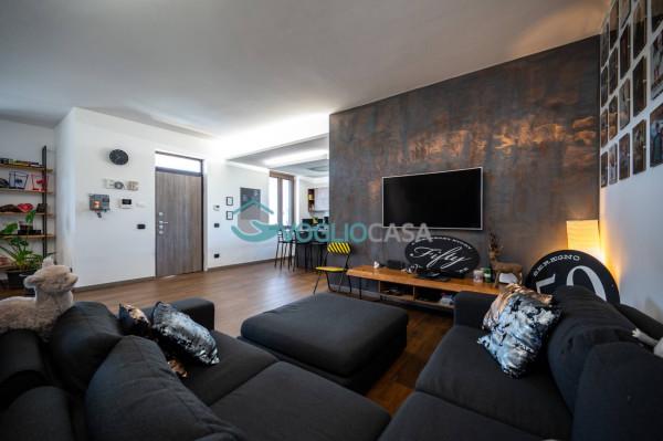 appartamento in vendita a Triuggio in zona Ponte