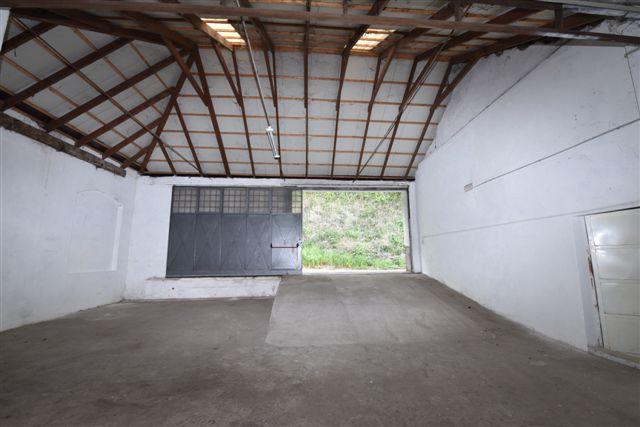 capannone in vendita a Triuggio in zona Ponte