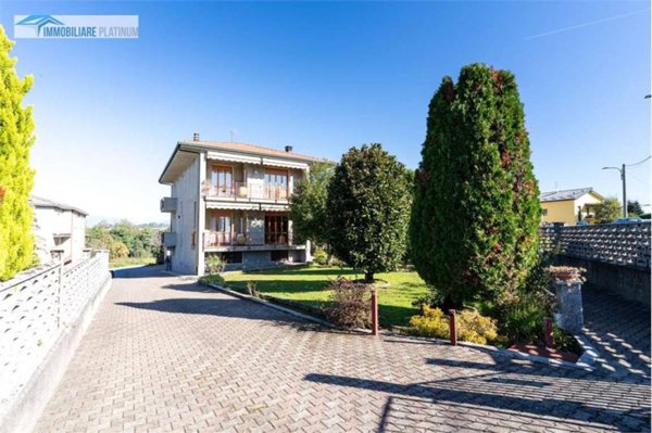 casa indipendente in vendita a Triuggio