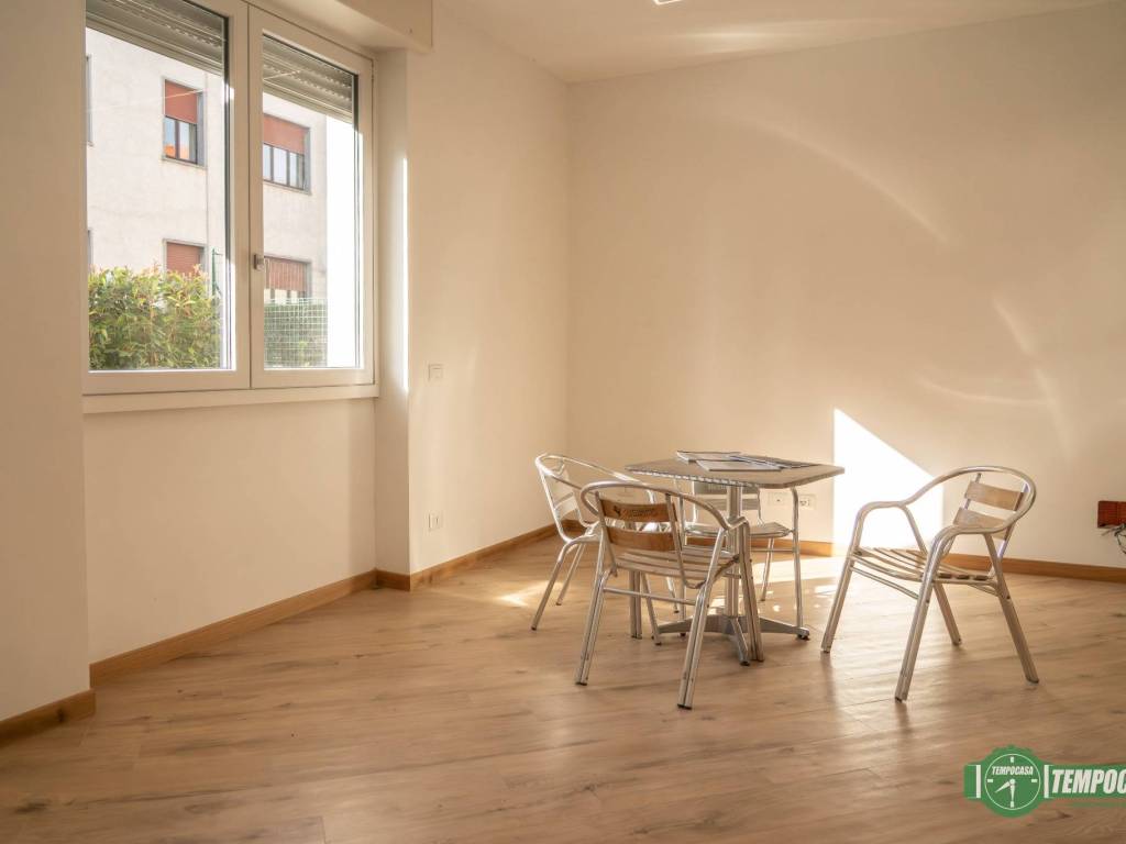 appartamento in vendita a Triuggio in zona Canonica Lambro