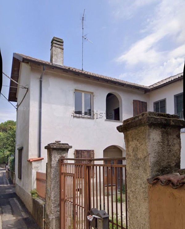 casa semindipendente in vendita a Triuggio