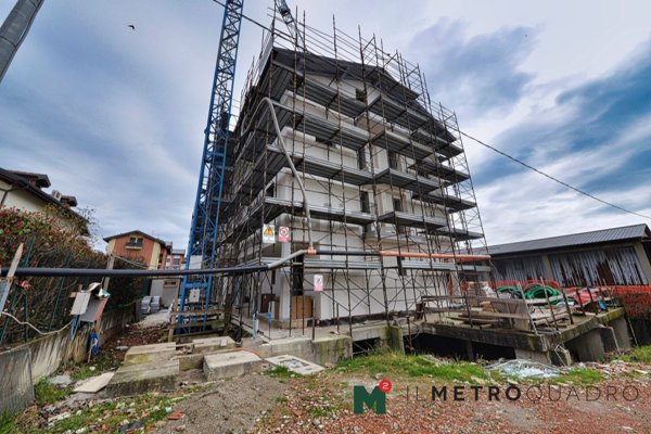 appartamento in vendita a Triuggio in zona Tregasio