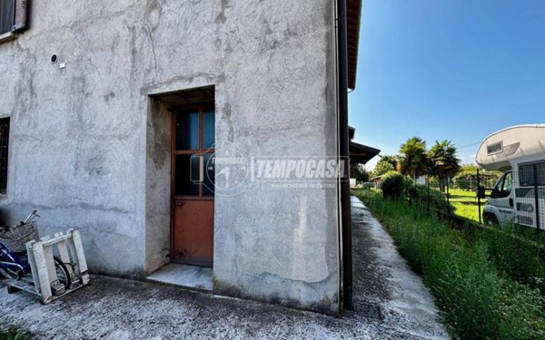 appartamento in vendita a Triuggio in zona Montemerlo