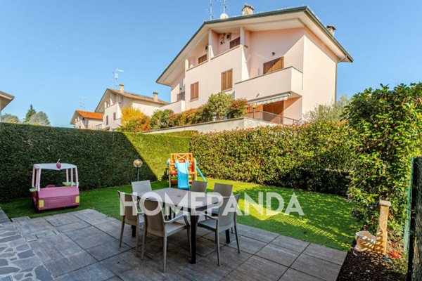 casa indipendente in vendita a Triuggio