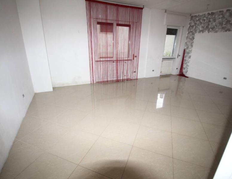 appartamento in vendita a Triuggio in zona Tregasio