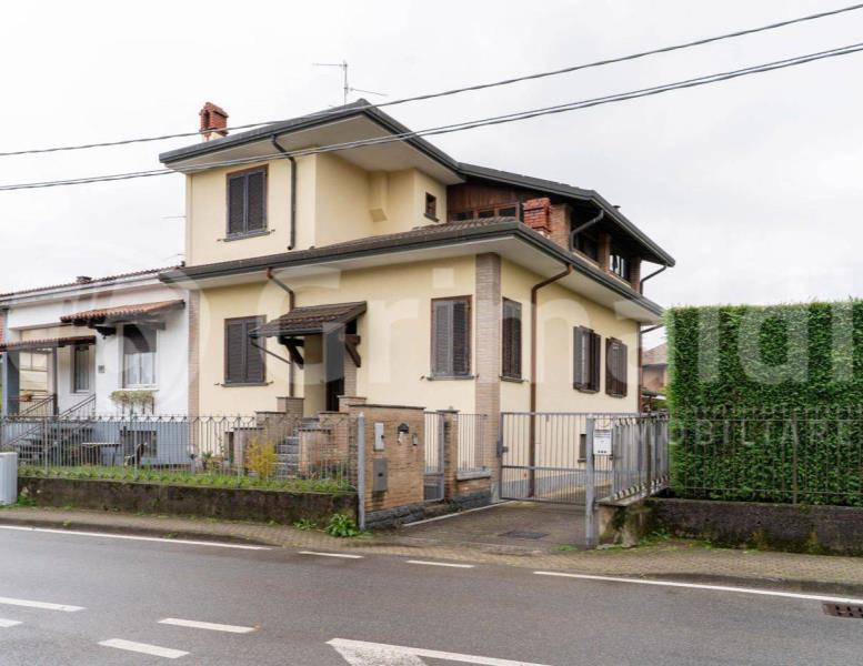 casa indipendente in vendita a Triuggio in zona Tregasio