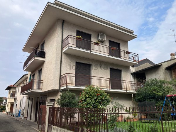 appartamento in vendita a Triuggio