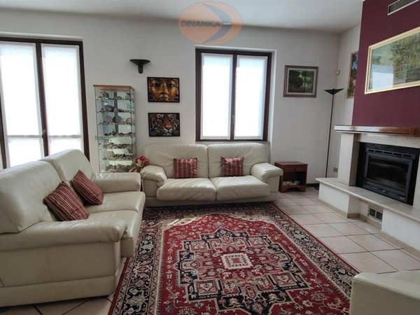 casa indipendente in vendita a Triuggio in zona Canonica Lambro