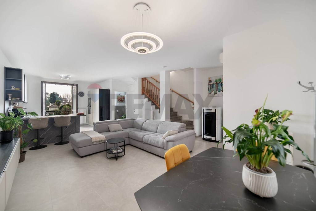 casa indipendente in vendita a Triuggio