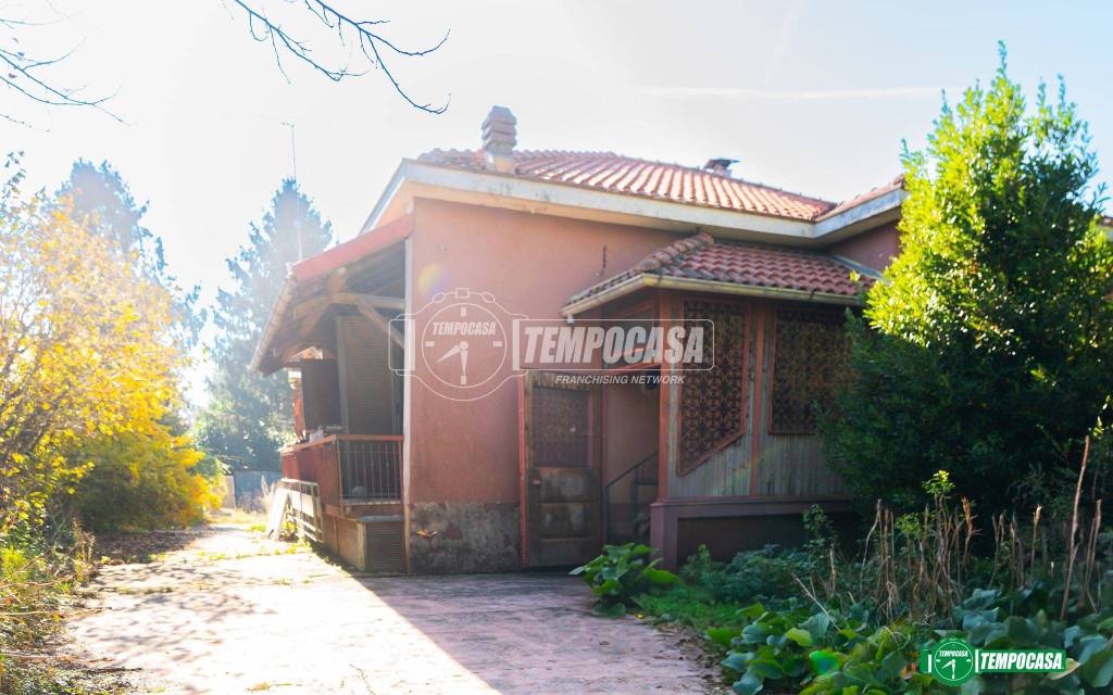 casa indipendente in vendita a Triuggio