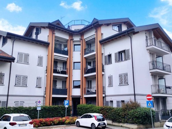 appartamento in vendita a Triuggio in zona Tregasio