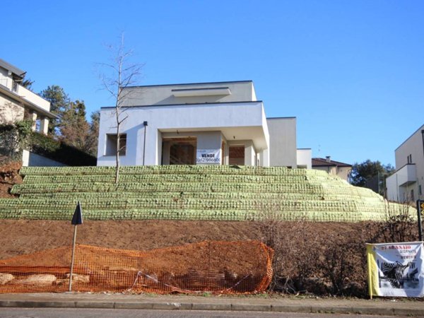 casa indipendente in vendita a Triuggio