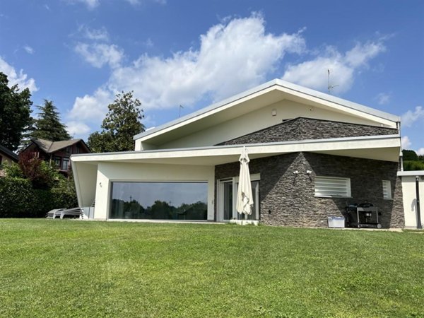 casa indipendente in vendita a Triuggio in zona Montemerlo