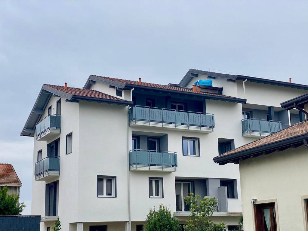 appartamento in vendita a Triuggio in zona Tregasio