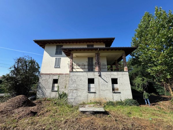 casa indipendente in vendita a Triuggio in zona Tregasio