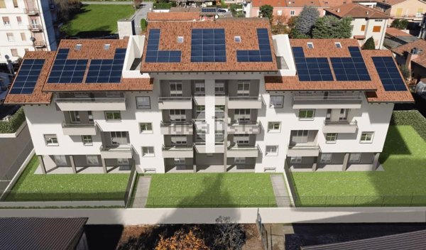 appartamento in vendita a Triuggio in zona Tregasio