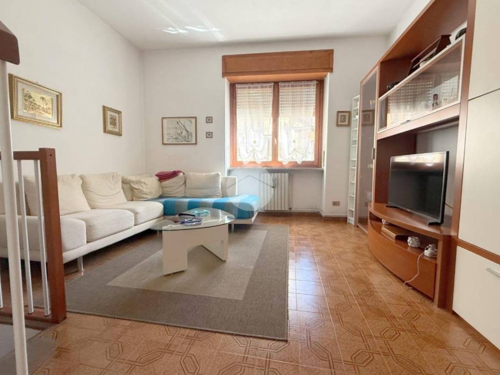 casa indipendente in vendita a Triuggio