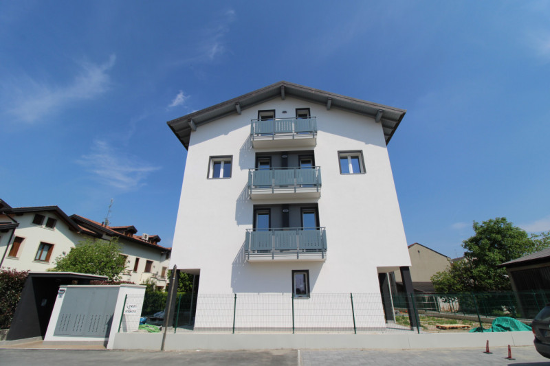 appartamento in vendita a Triuggio in zona Tregasio