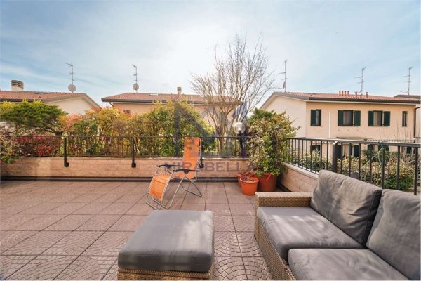 casa indipendente in vendita a Triuggio