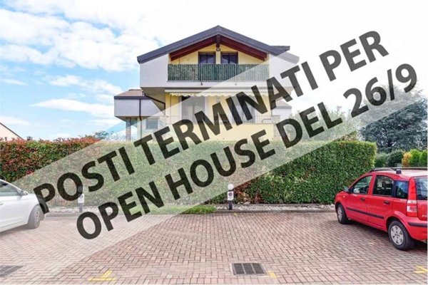 appartamento in vendita a Triuggio in zona Tregasio