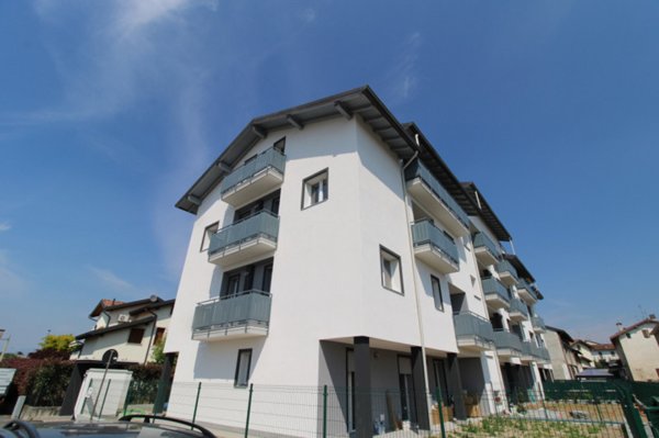 appartamento in vendita a Triuggio in zona Tregasio