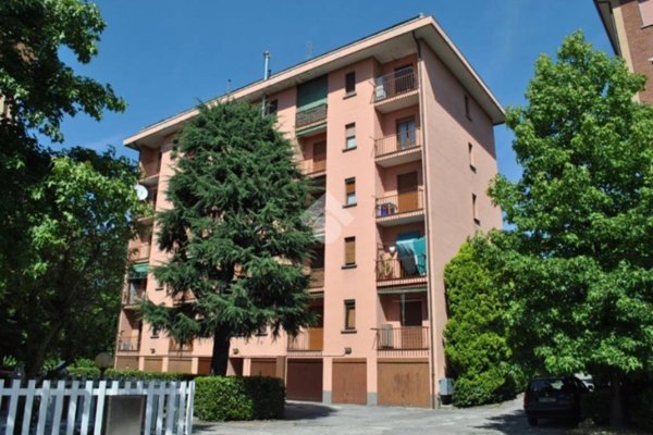 appartamento in vendita ad Usmate Velate