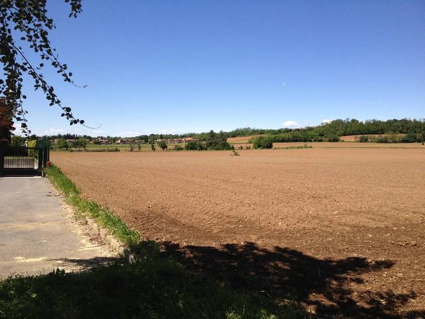terreno agricolo in vendita ad Usmate Velate