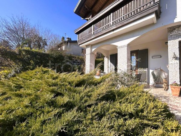 casa indipendente in vendita ad Usmate Velate