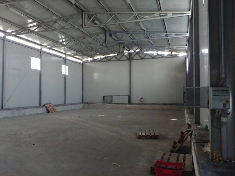 locale di sgombero in vendita ad Usmate Velate