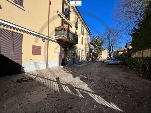 appartamento in vendita ad Usmate Velate