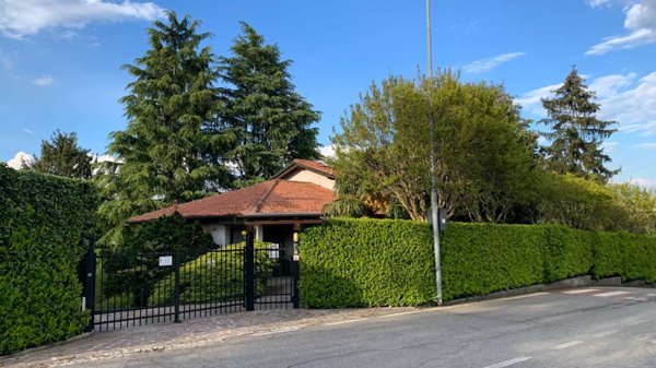 casa indipendente in vendita ad Usmate Velate