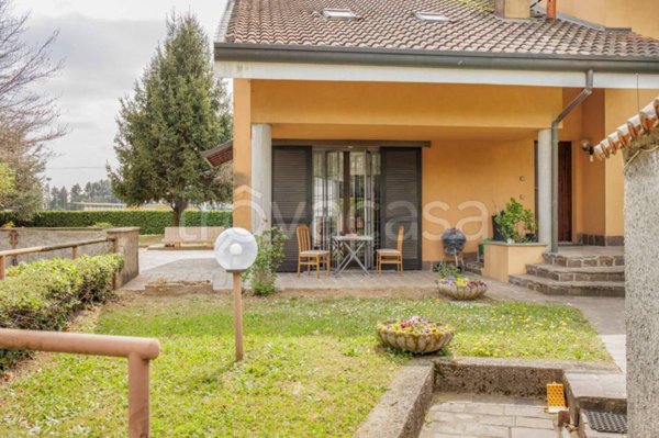 casa indipendente in vendita ad Usmate Velate