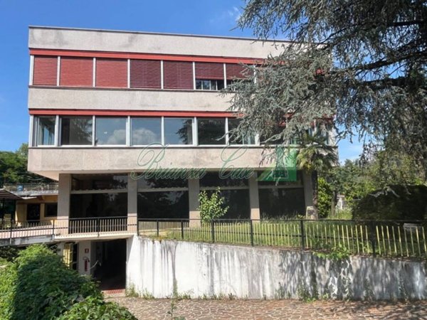appartamento in vendita ad Usmate Velate